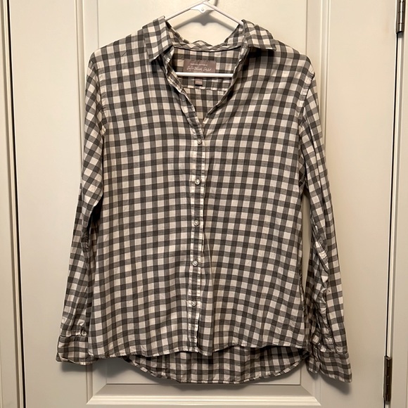 Banana Republic Tops - Banana Republic Womens soft wash checkered flannel button up.